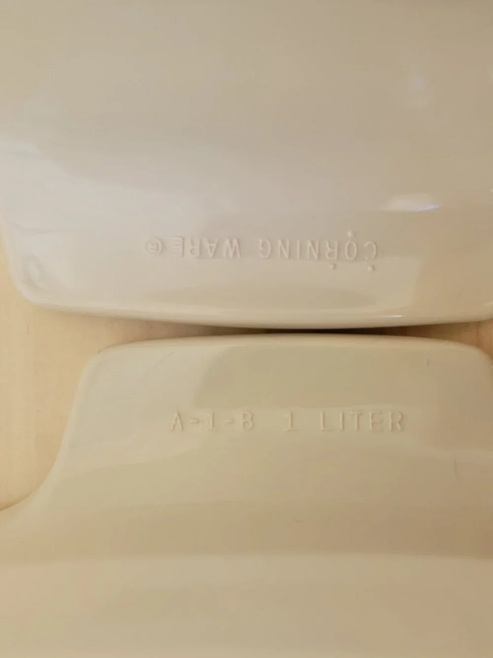 Set of 2 Vintage CORNINGWARE 